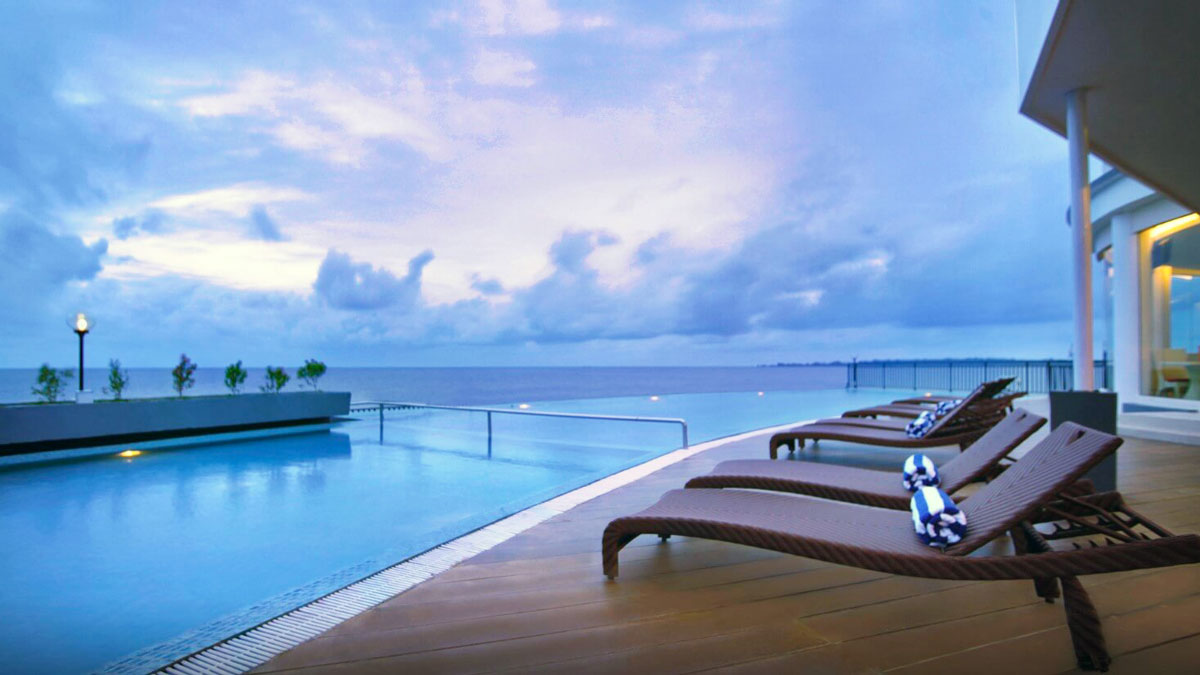 Infinity Pool Hotel BW Suite Belitung